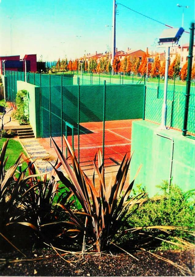 Ferienwohnung Apartamento En Golf Mino San Martín Exterior foto